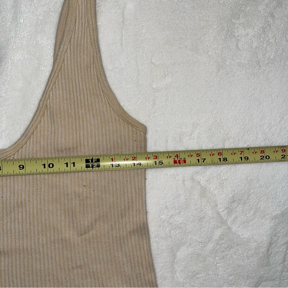 Tan Ribbed Crop Top - Picture 2 of 4